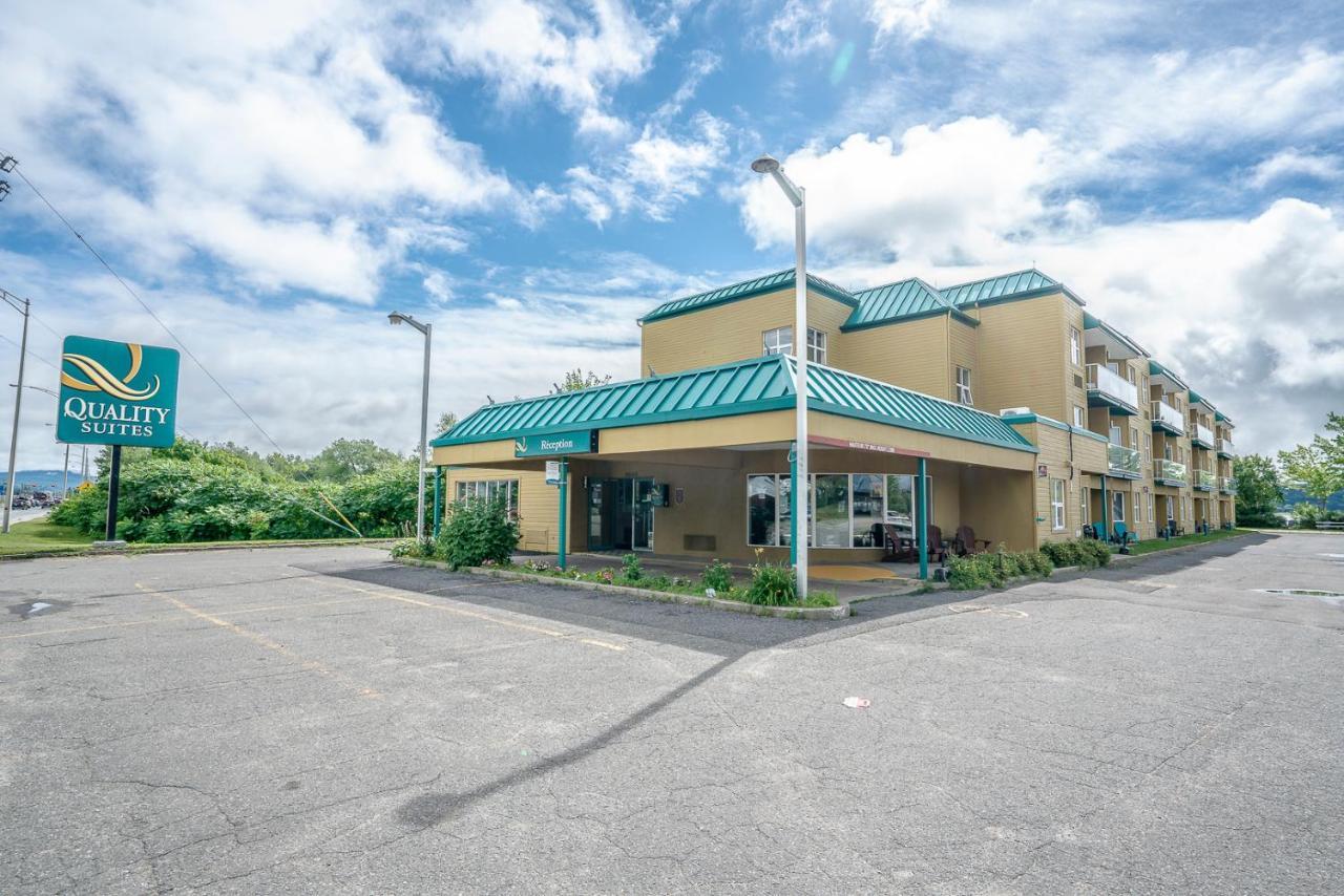 Quality Suites Sainte-Anne-de-Beaupre Exterior photo