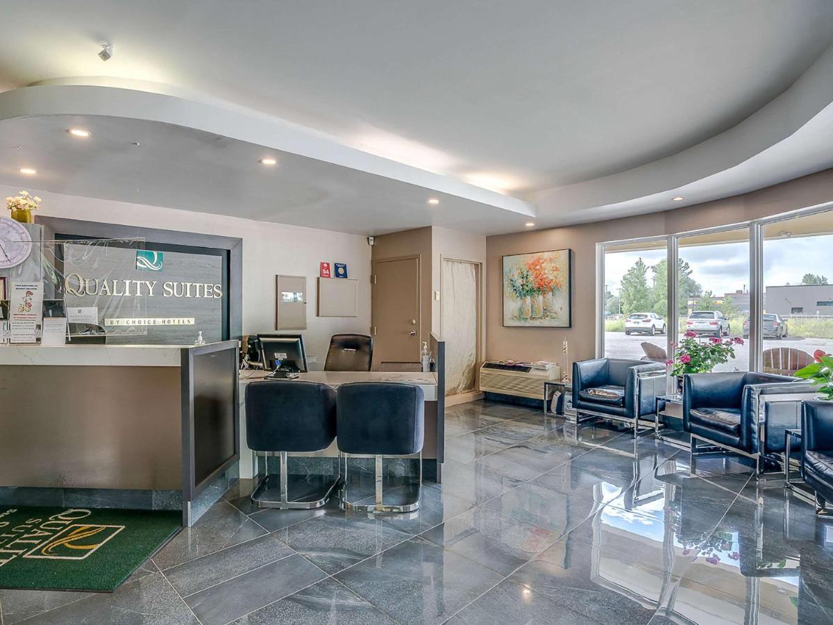 Quality Suites Sainte-Anne-de-Beaupre Exterior photo